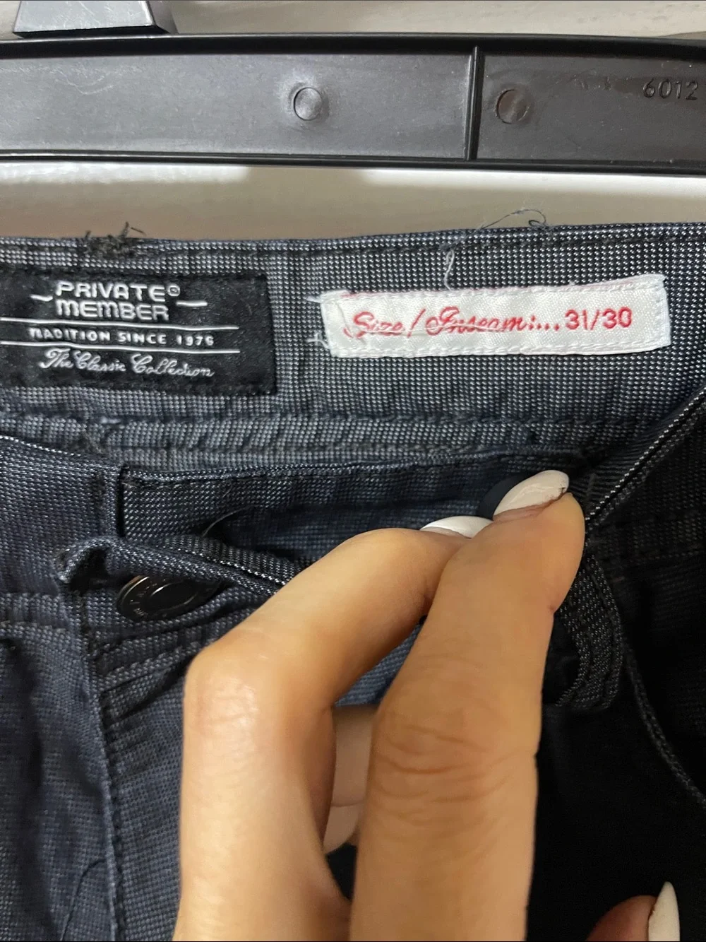 Men's Straight  pants  in Dark Navy - private member 31/30